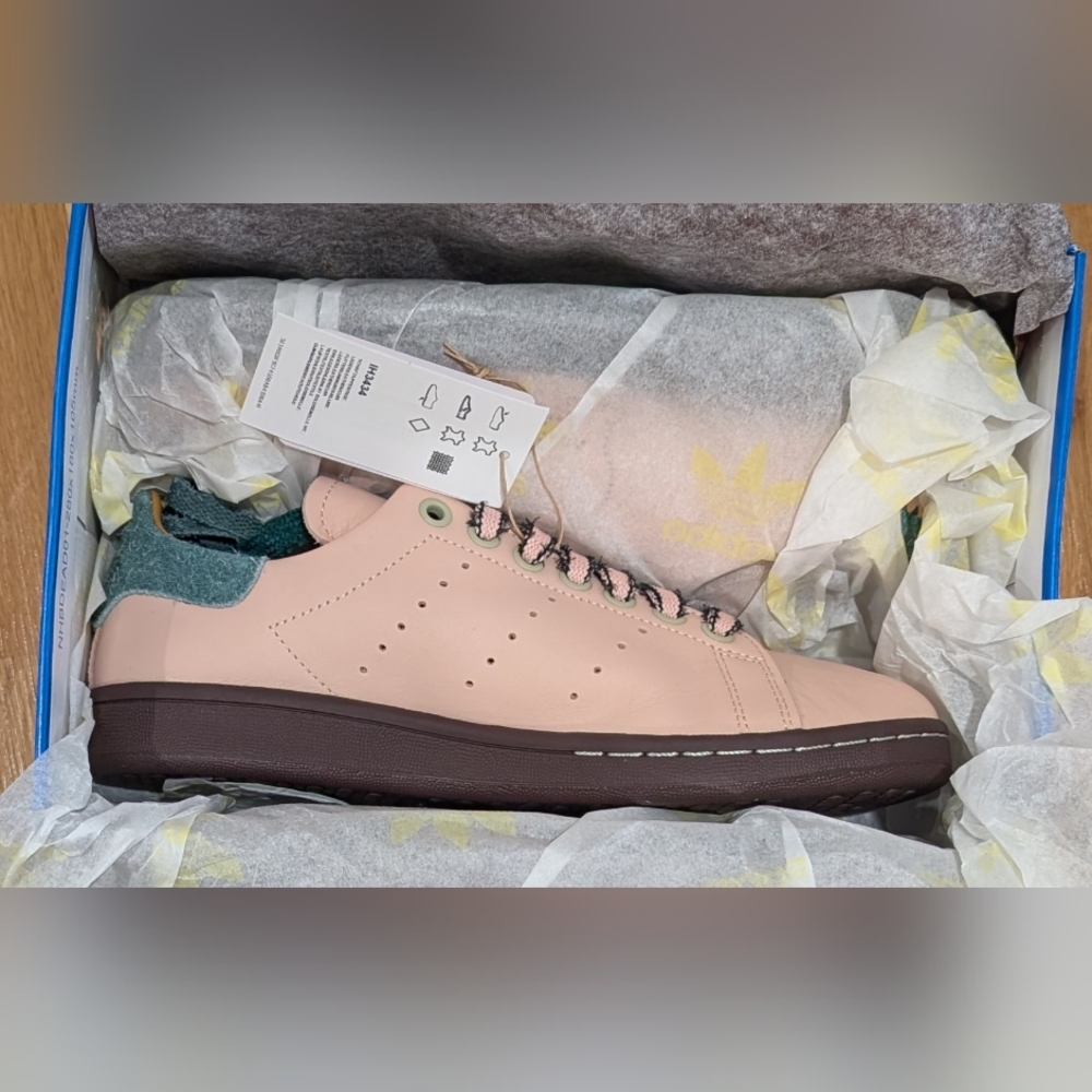adidas Stan Smith Brain Dead - Picture 4 of 8